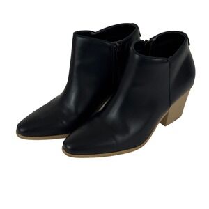 JustFab Black Ankle Boots Clean Girl Minimalist Modern Chic Block‎ Heel Size 8